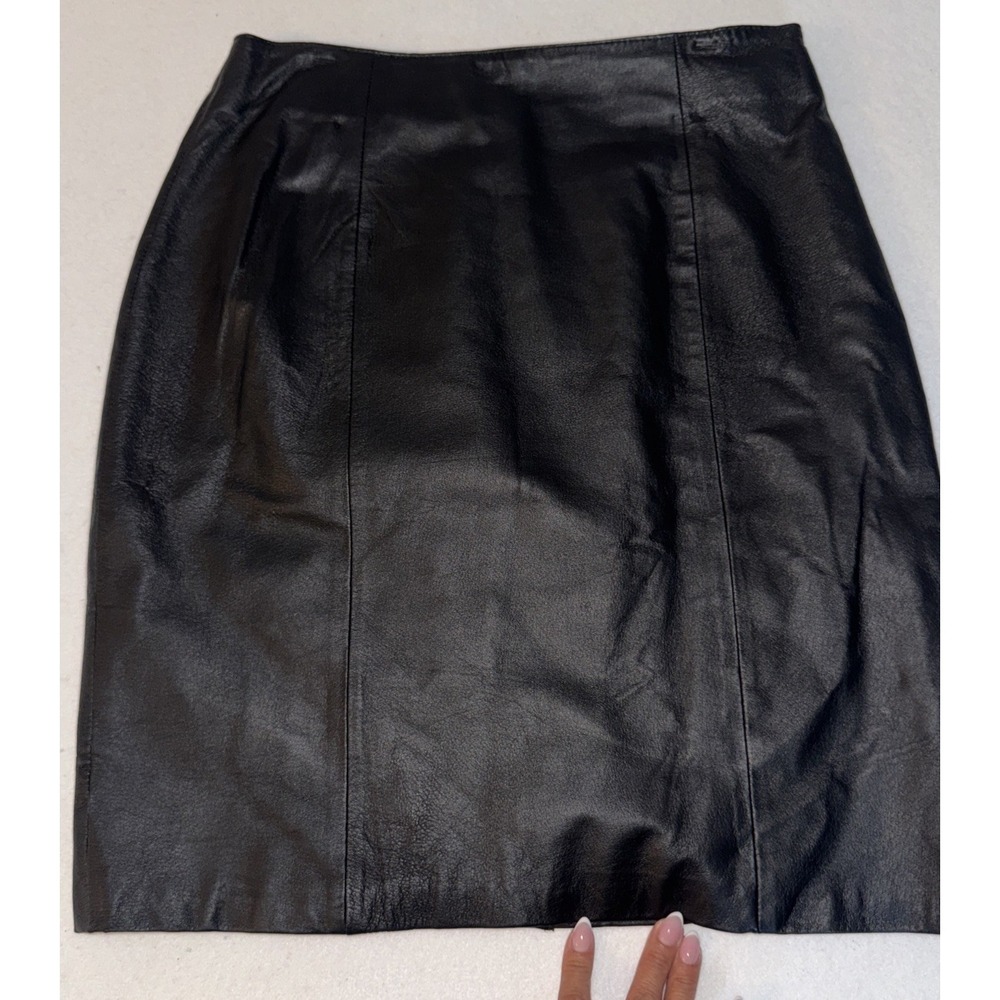 Vintage David Hollis 100% Leather Skirt/ Size 8